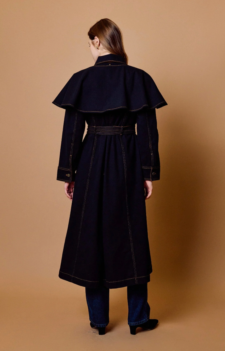 Le Carre Trench Coat