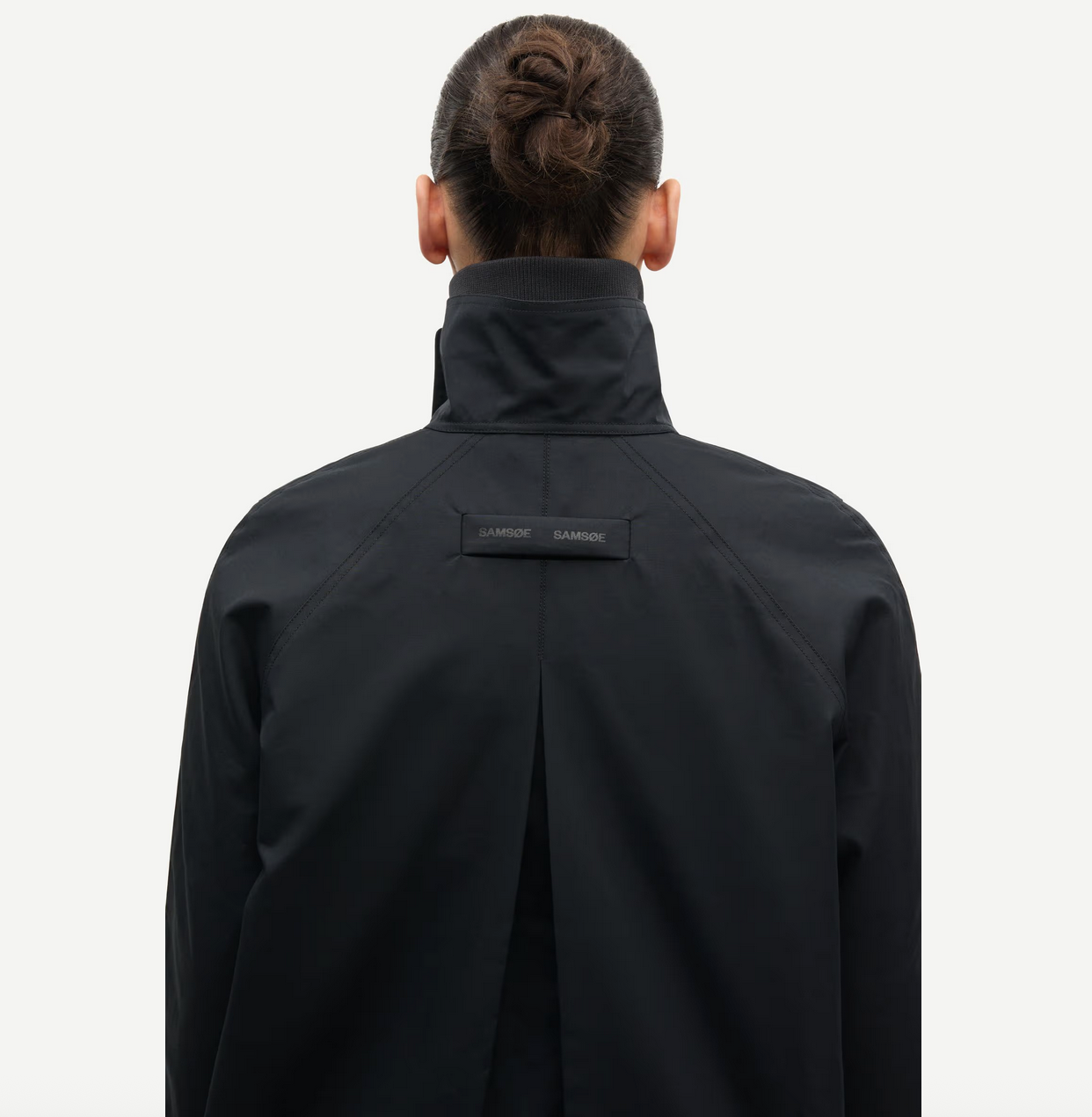 Sarivo Jacket