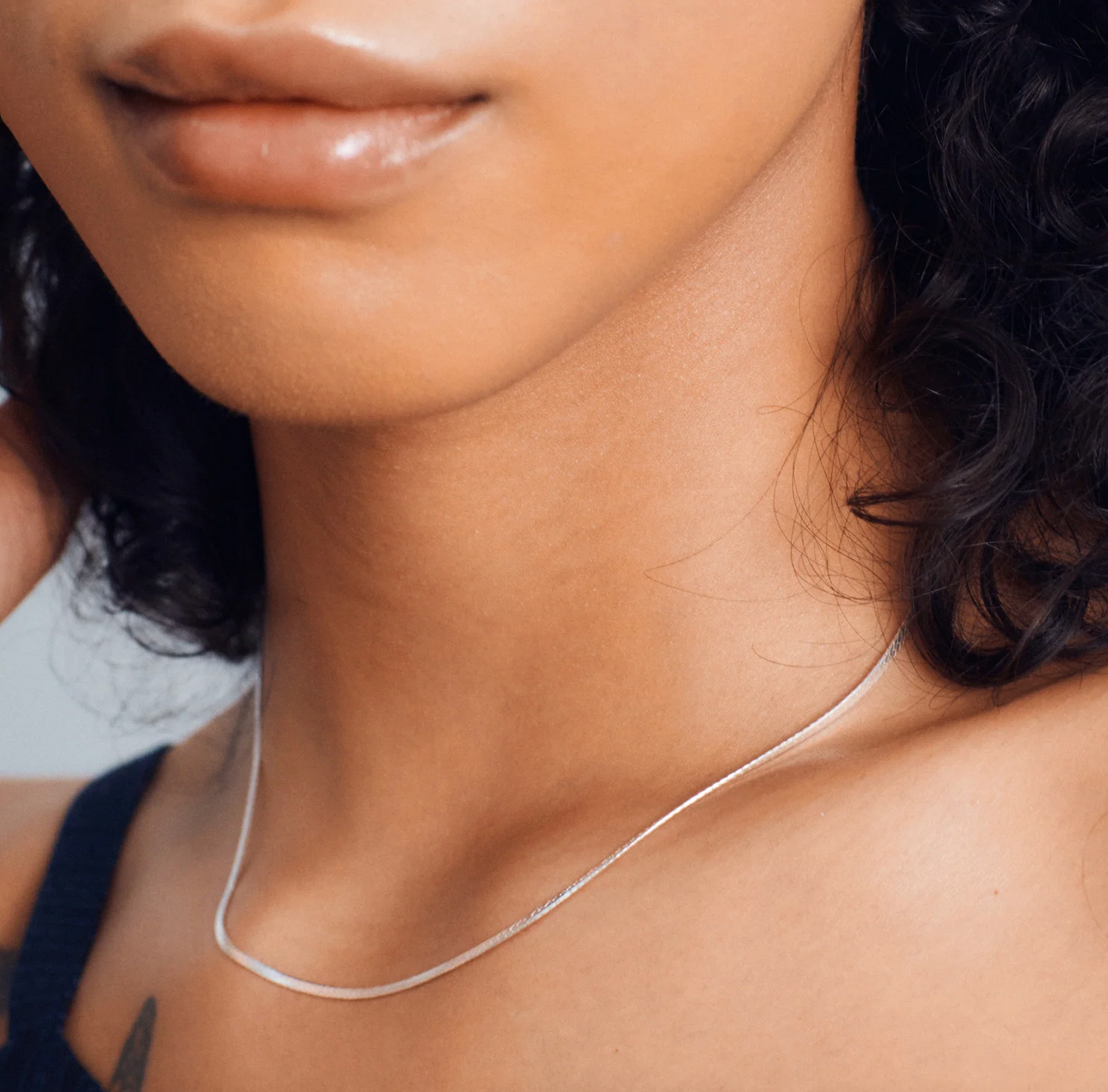 Wolf Circus Thin Herringbone Chain