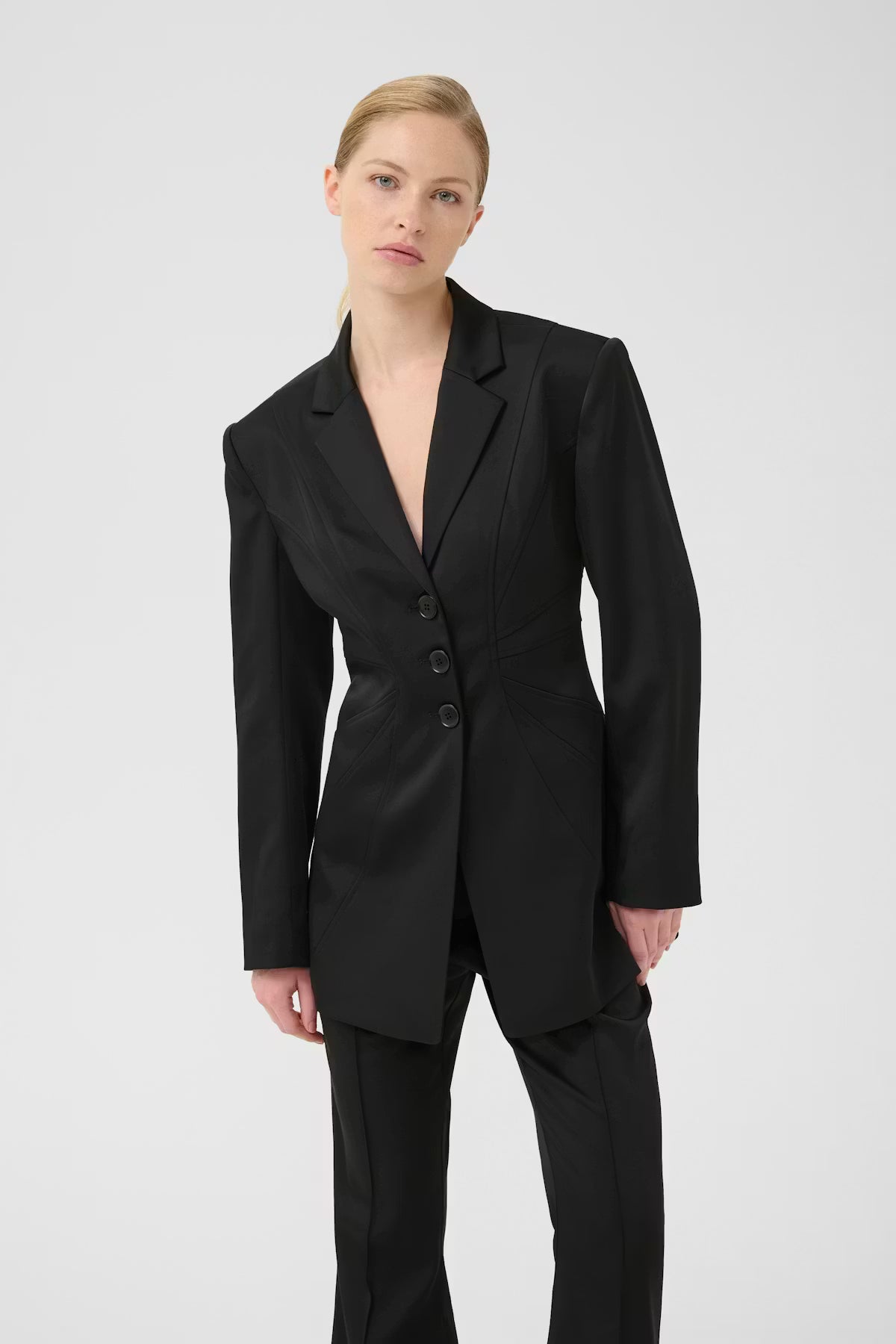 Latia Blazer
