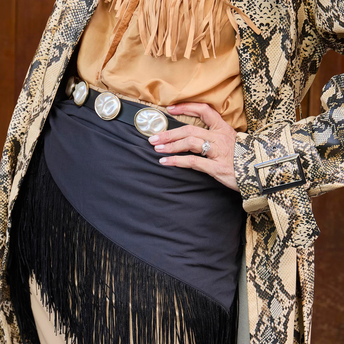 Jet Oval Pearl Station Belt