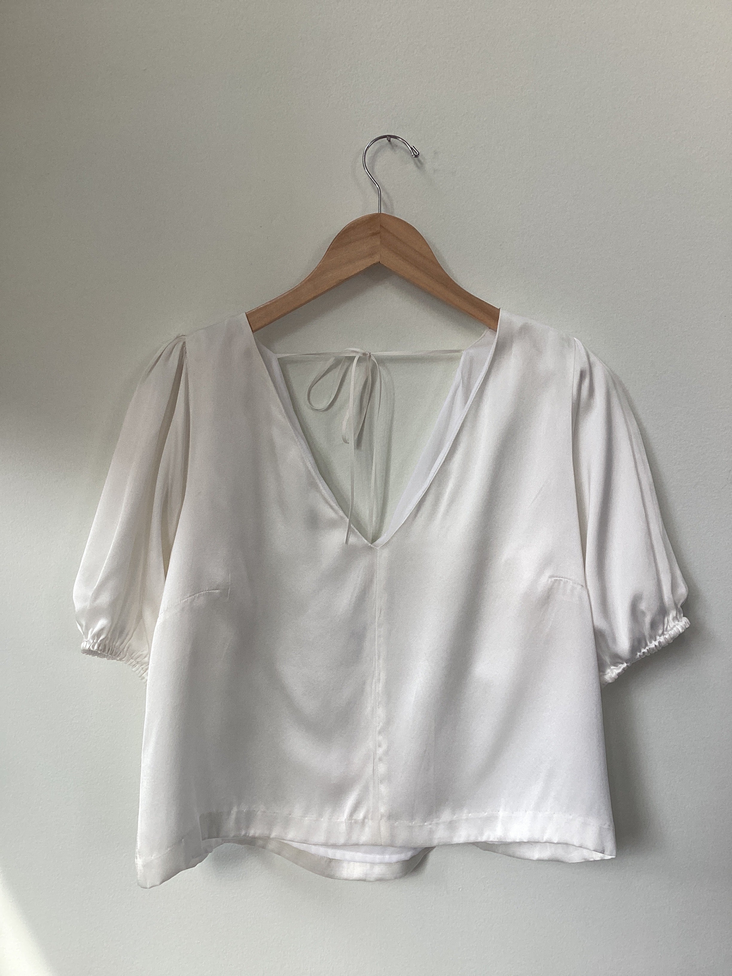 Emerson Fry V Top Ivory Silk Large