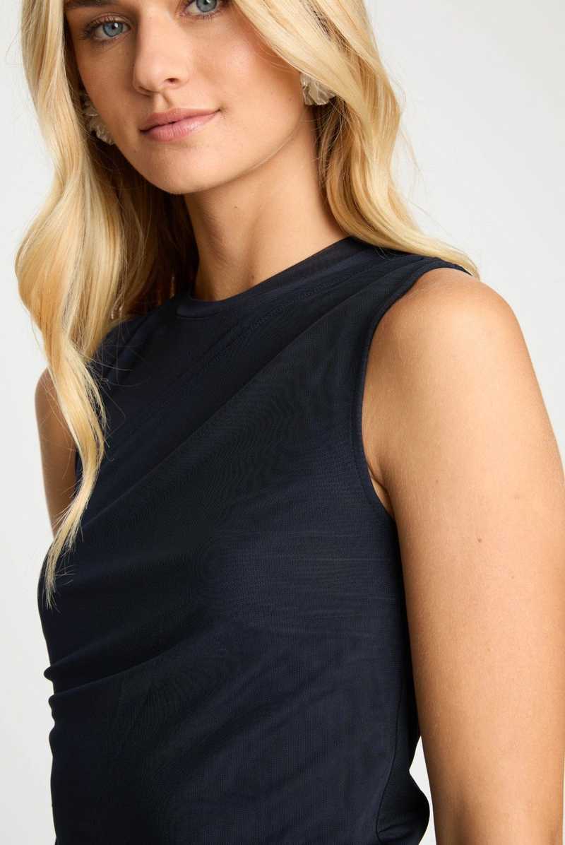Devi Top