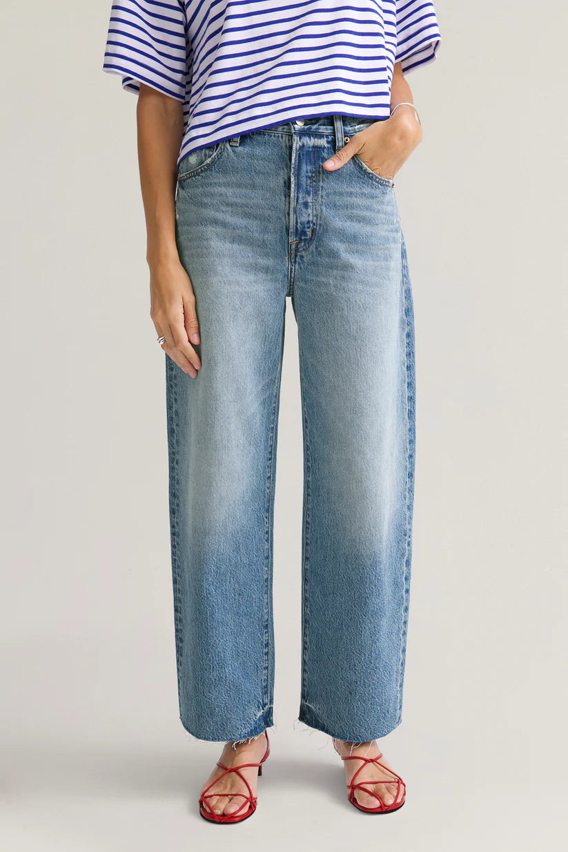 Tate Crop High Rise Bowed Leg