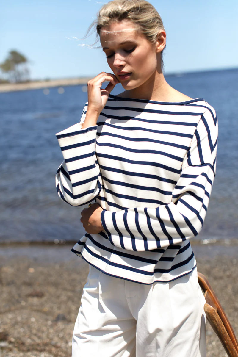 Bateau Top
