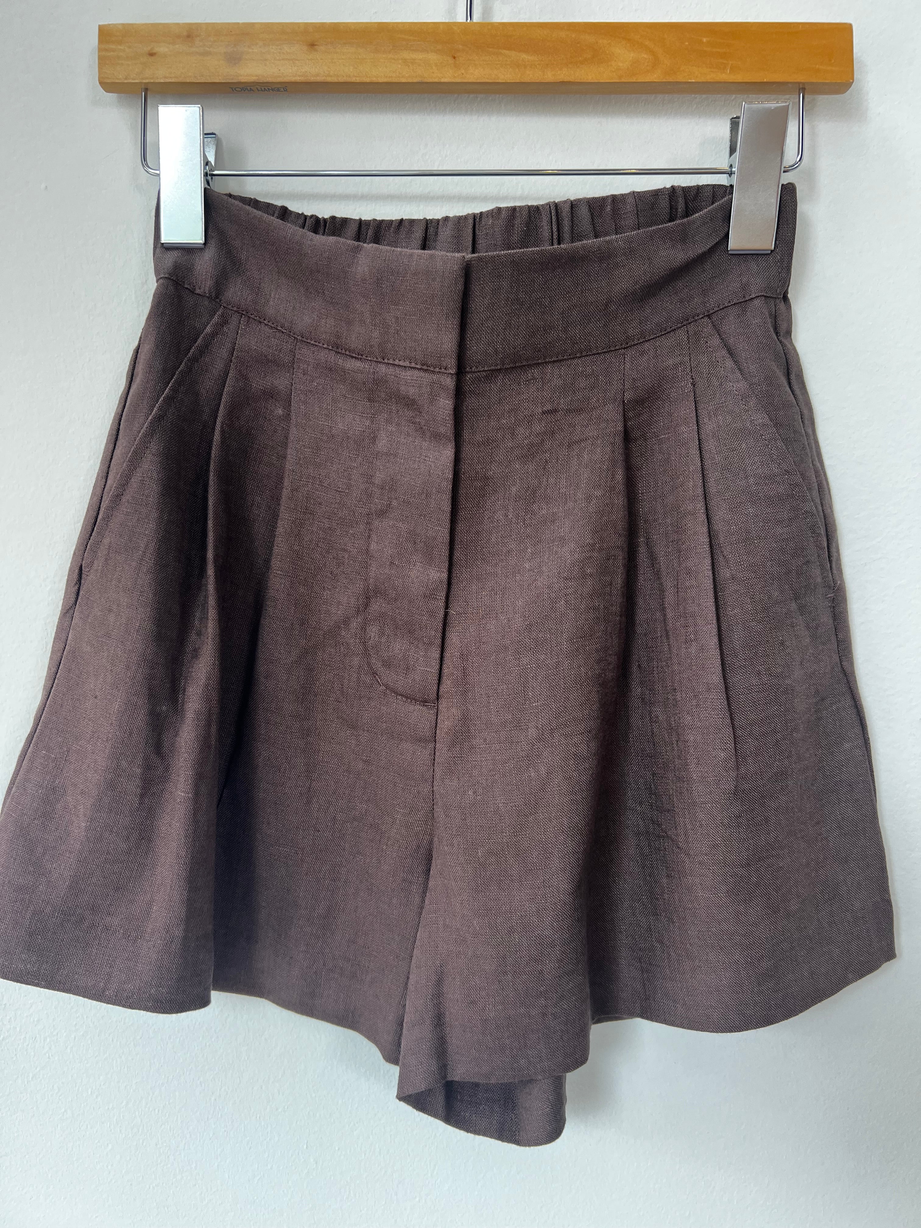 Thilda Tailored Short