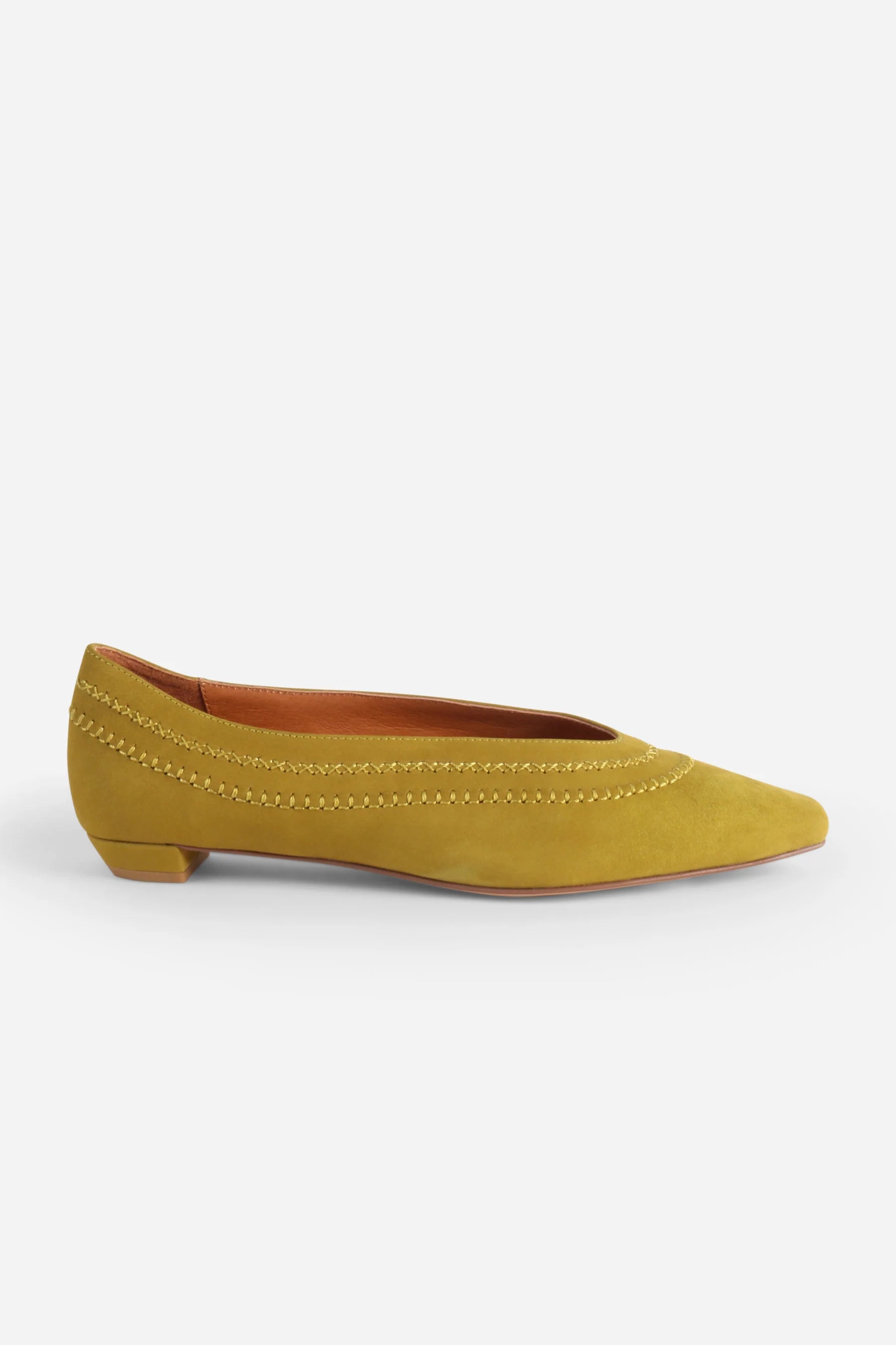 Lofty Snipped Toe Ballet Flat