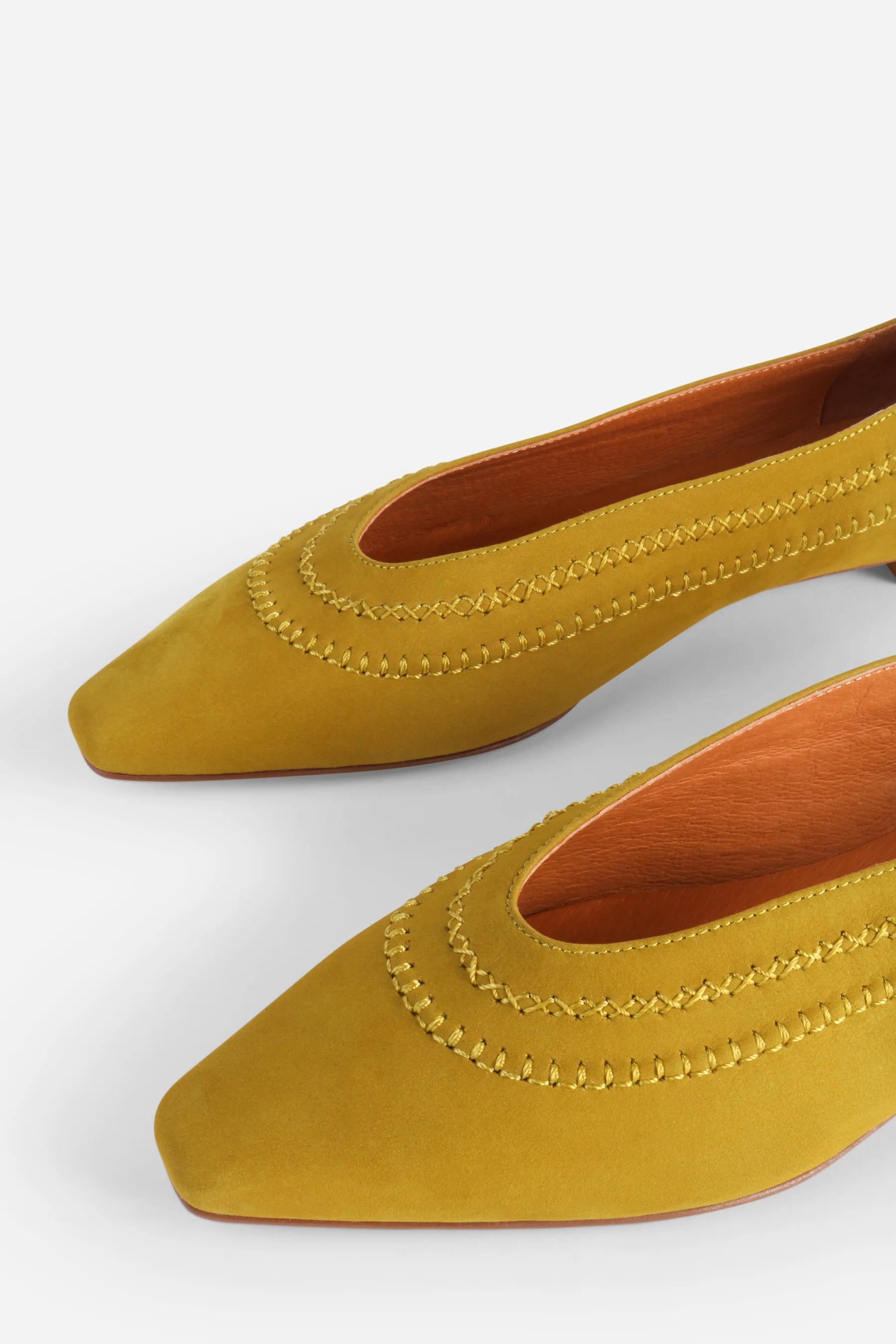 Lofty Snipped Toe Ballet Flat