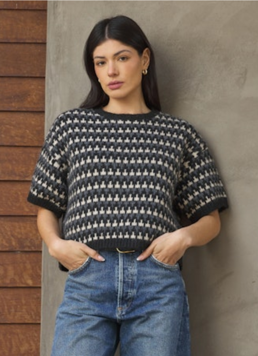 Atla Tee