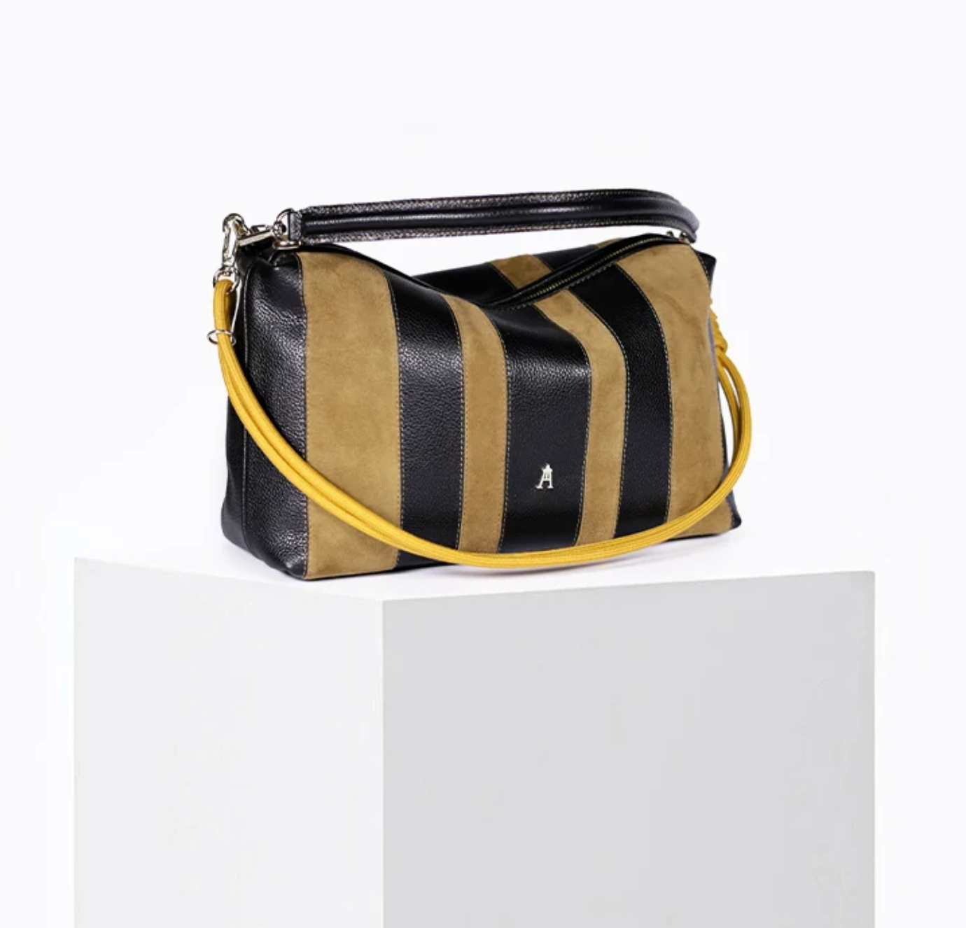 Halo Stripe Noir Sepia