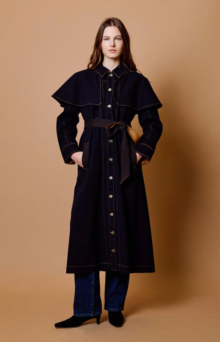 Le Carre Trench Coat