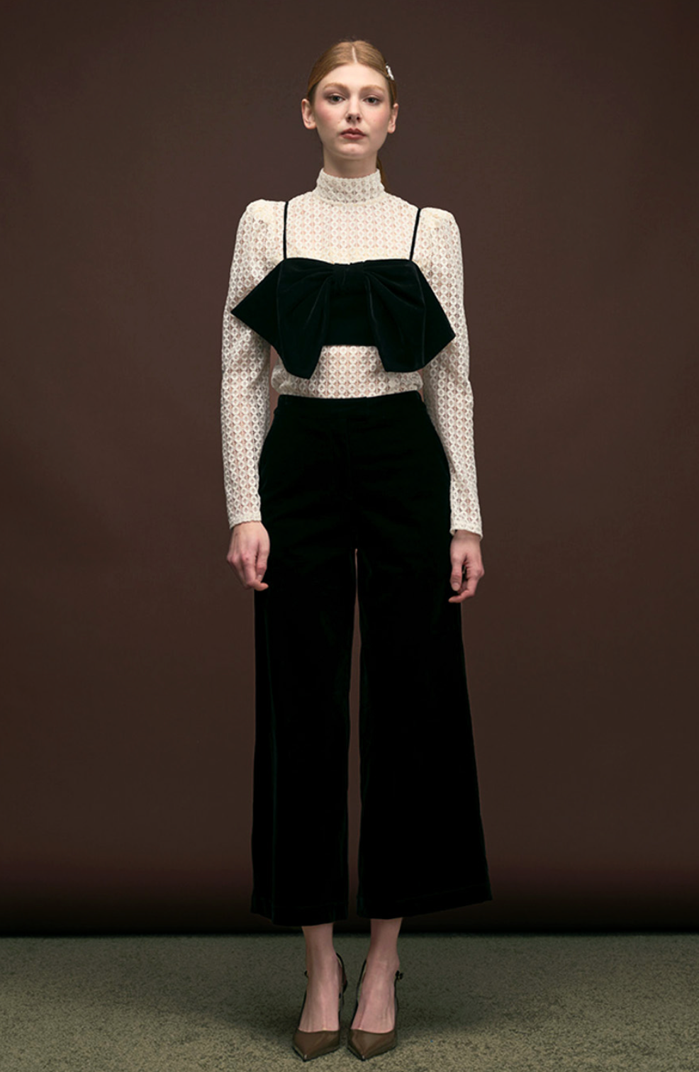 Mindy Bow Crop Top