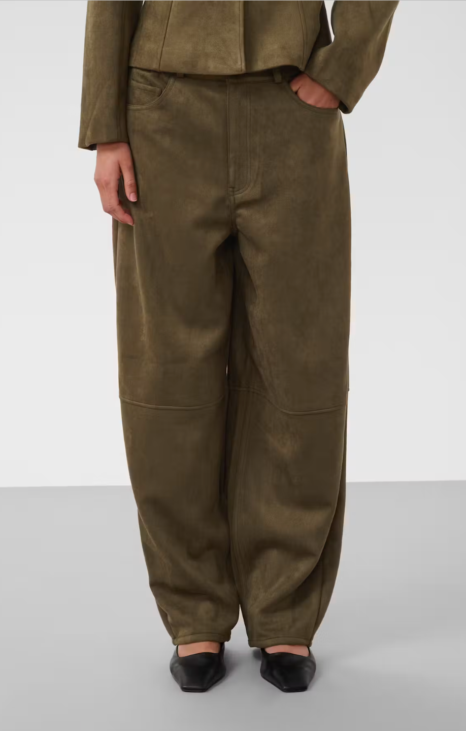 Sonjia Barrel Pant