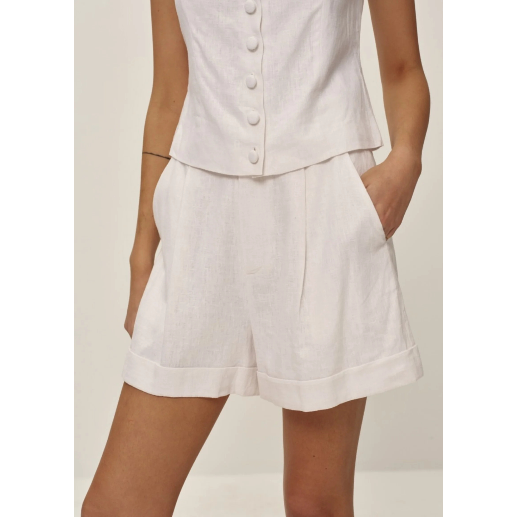 Elodie Gemma Linen Shorts