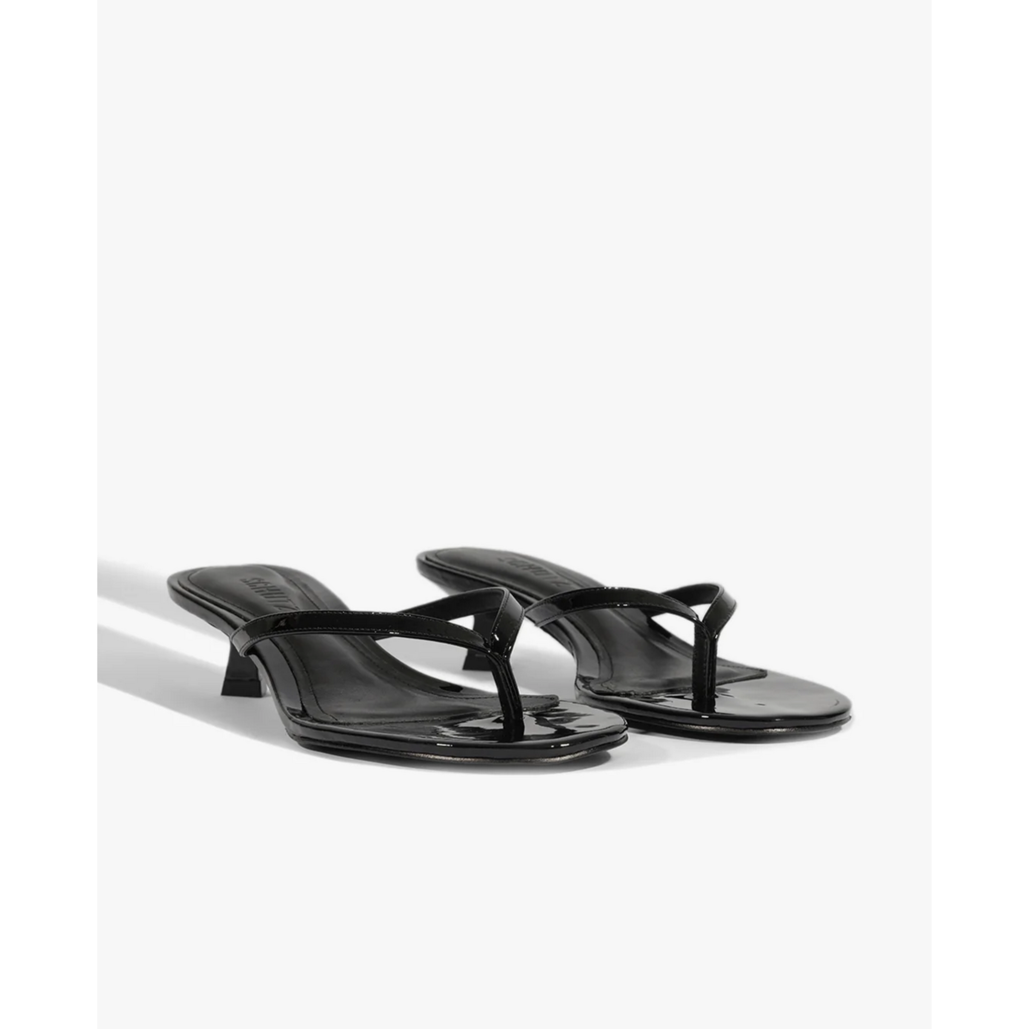 Carolyn Sandal
