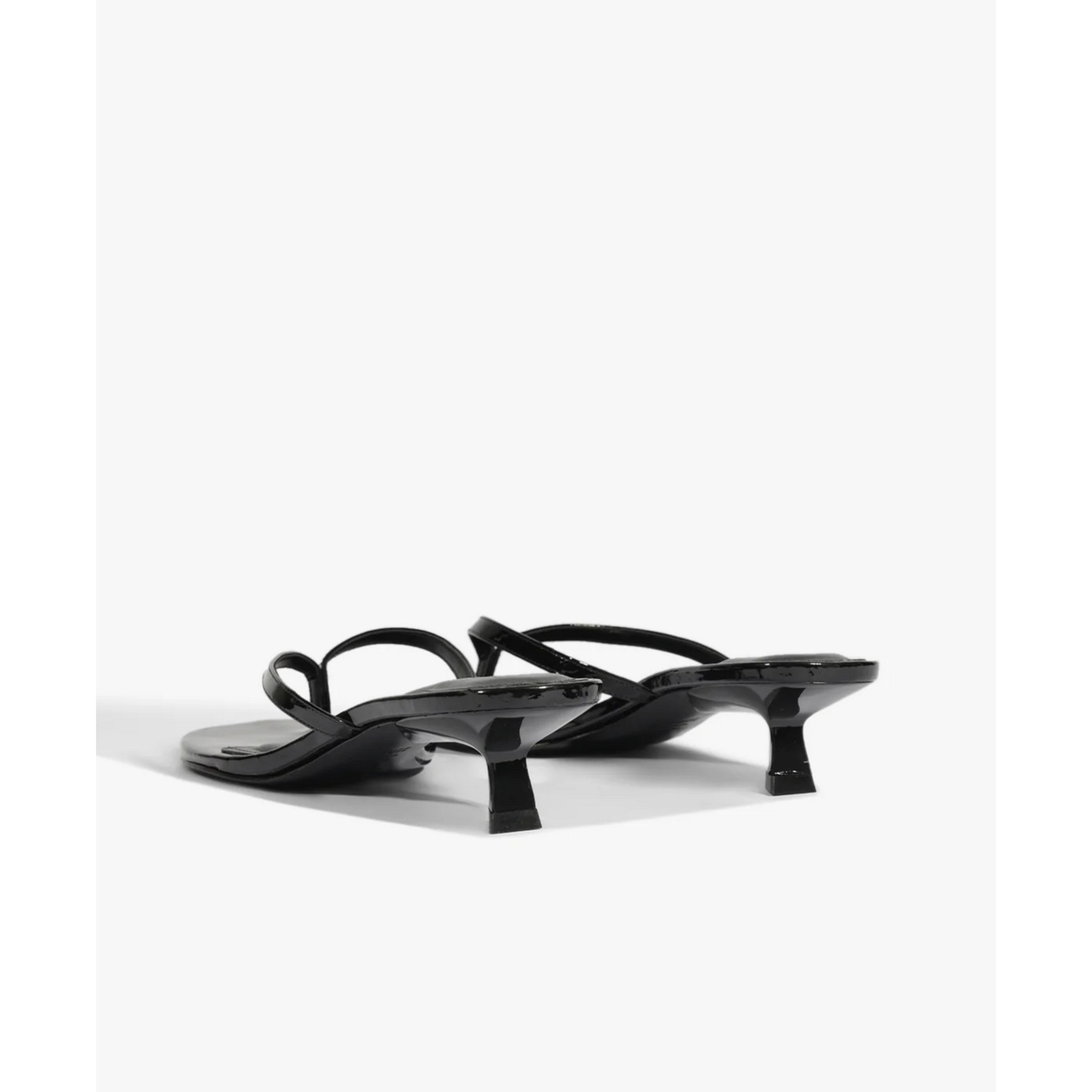 Carolyn Sandal