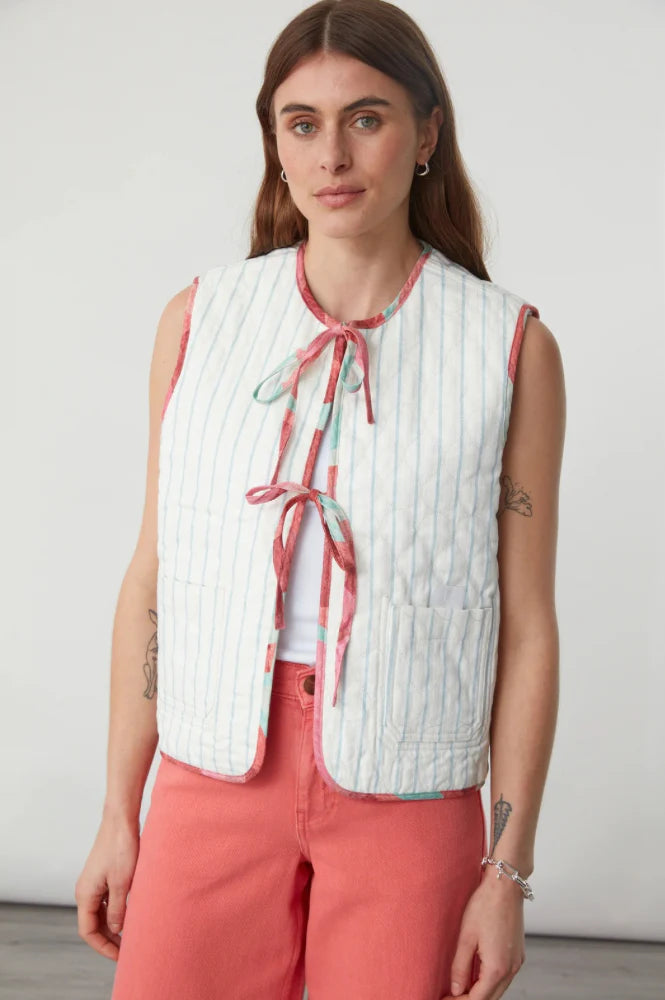 Aria Vest