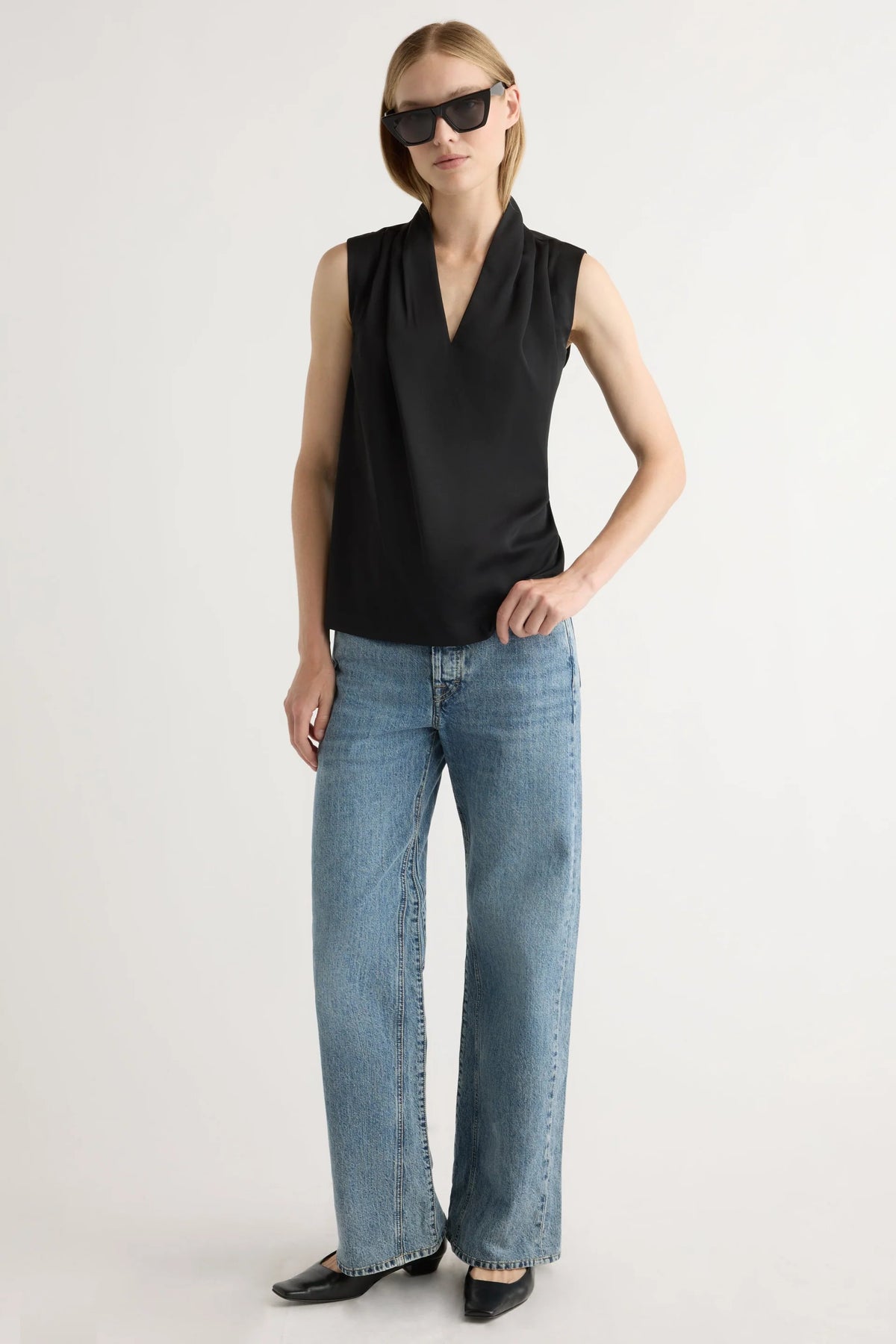 Jae V-neck Top